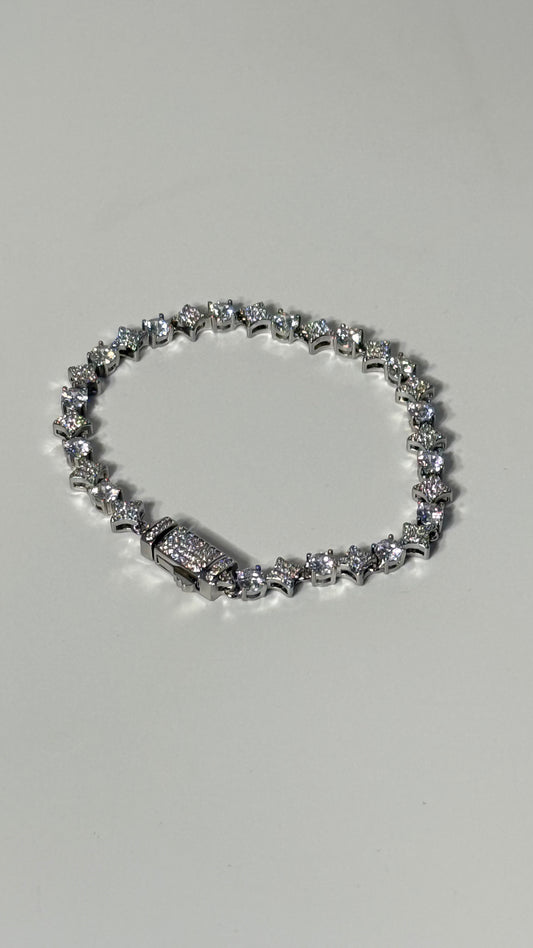 Pulsera tenis de estrella en diamante Silver/diamond.